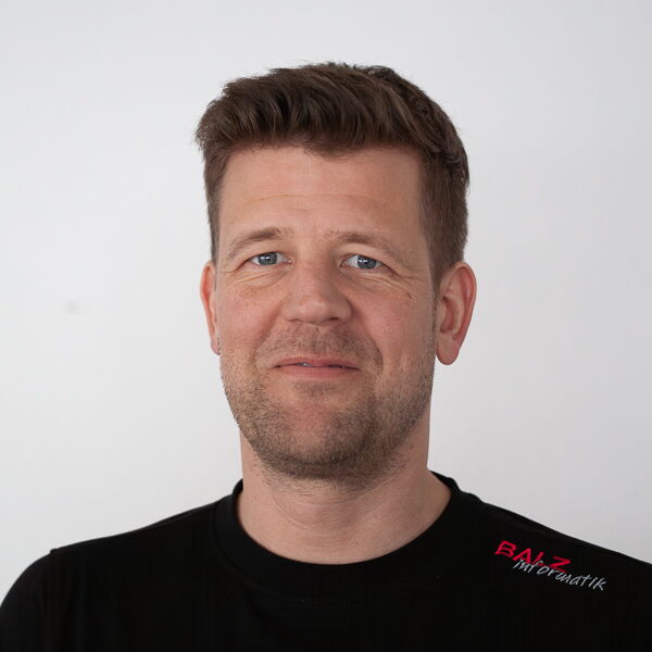 Simon Rüfenacht